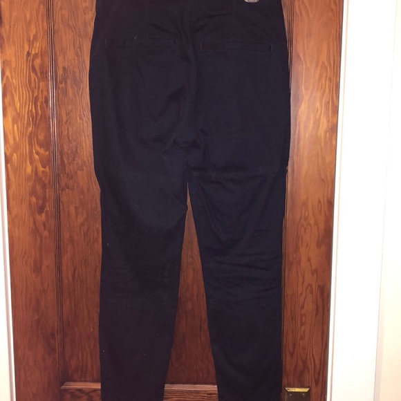 Old Navy High Rise pixie pants - Picture 3 of 4